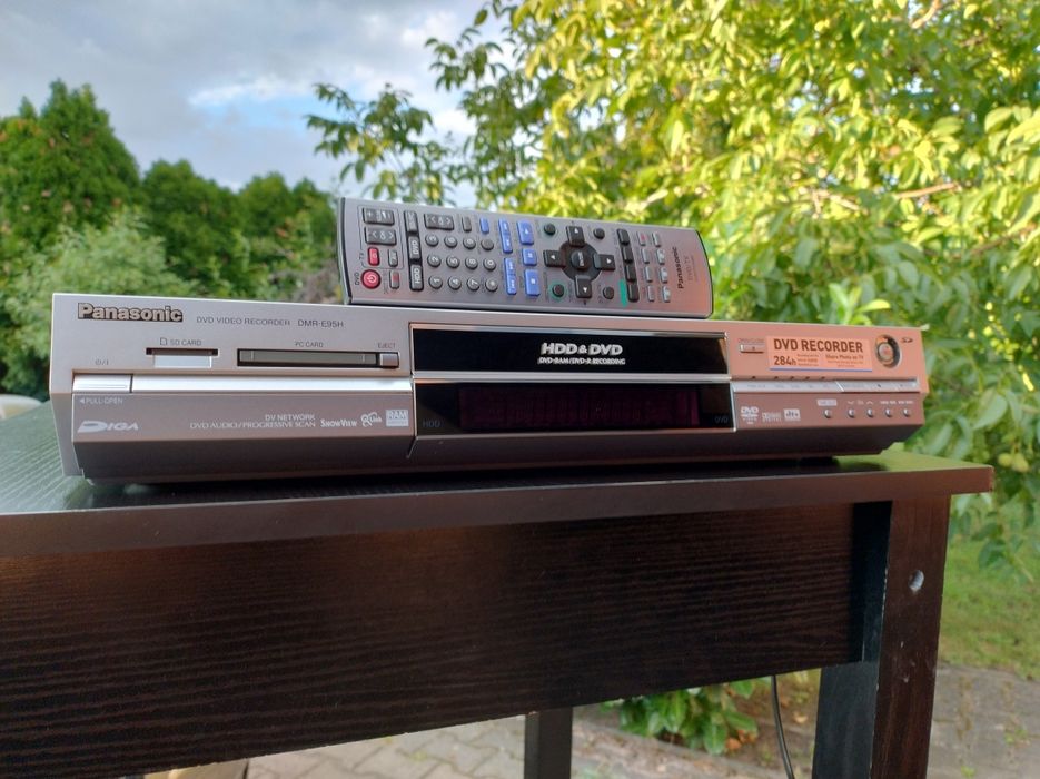 Panasonic -  Nagrywarka DVD - DMR-E95H - HDD + pilot - zadbana