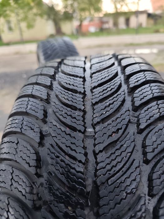 Alufelgi 16" Audi 5x112 z oponami zimowymi Dębica frigo 2 2021r .