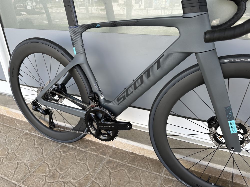 Bicicleta Scott Foil RC Pro - Topo de Gama