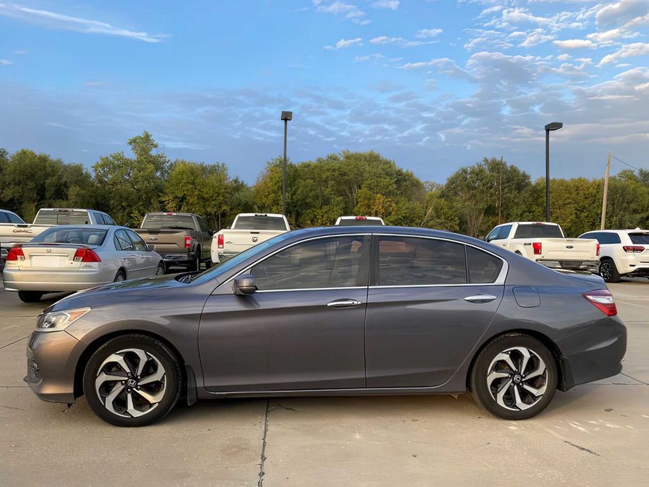 Honda Accord      2017