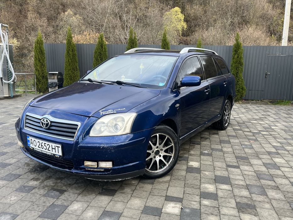 Продам автомобіль тойота авенсіс