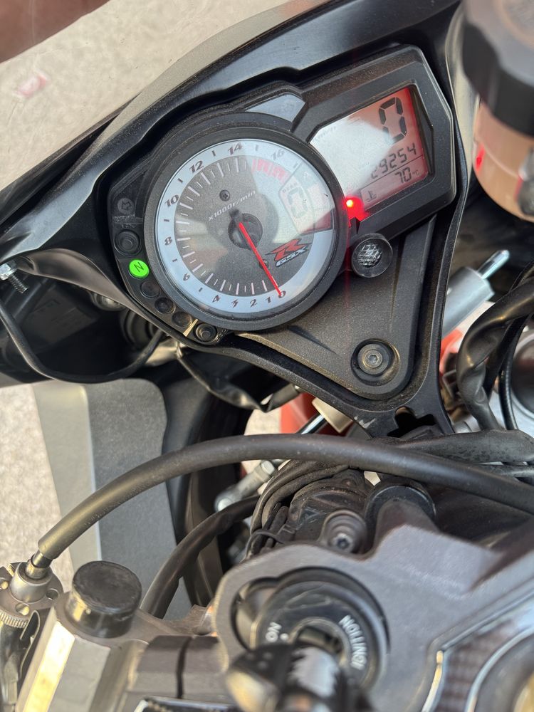 Suzuki gsxr k8 600 impecavel