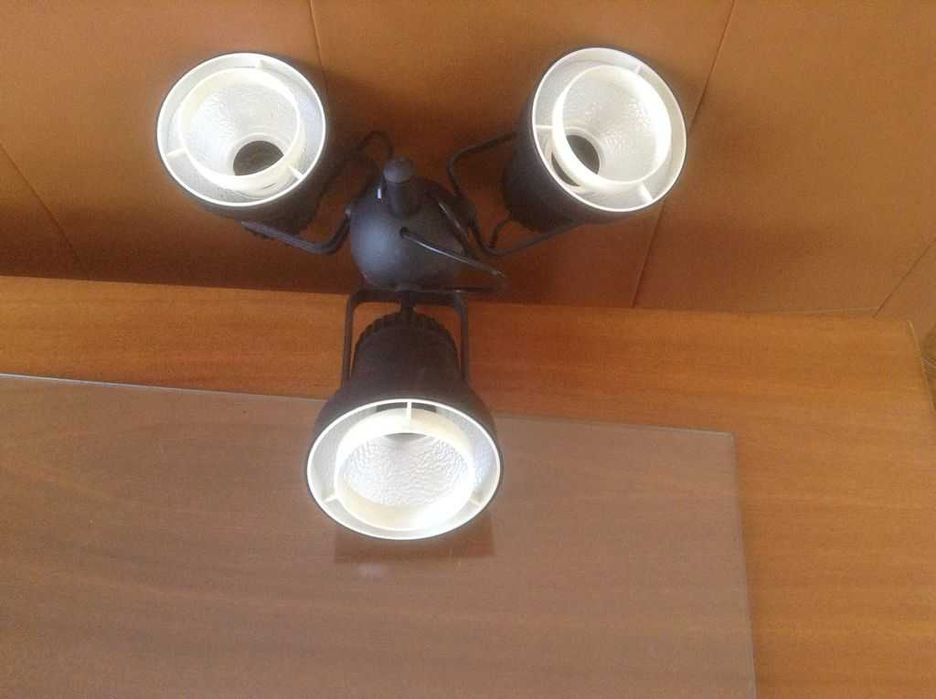 Lampa wisząca z 3 ruchomymi kloszami w pionie i poziomie lata PRL