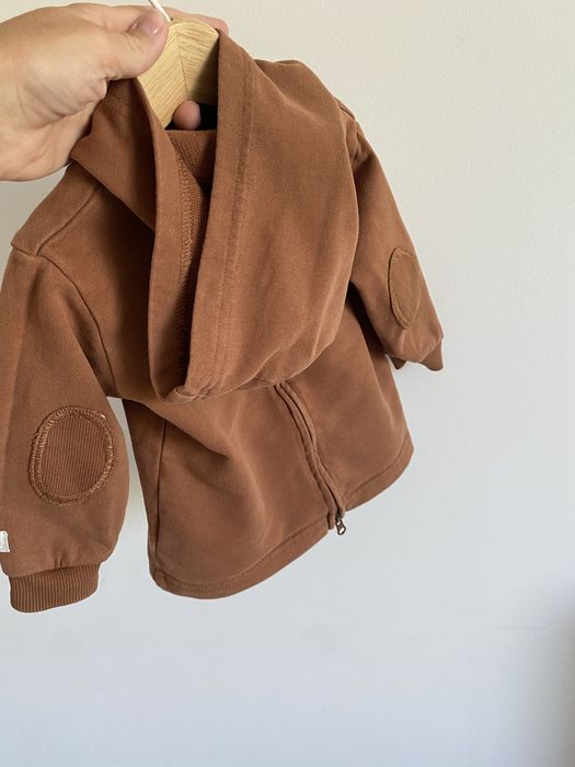 Bluza newbie 68 ruda brązowa guzik z kapturem