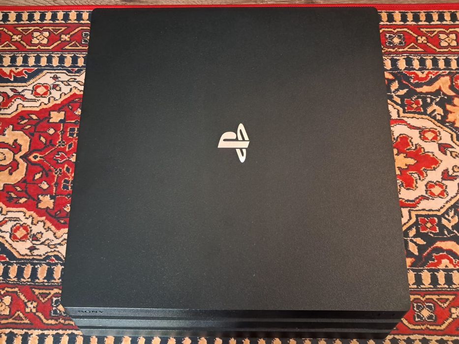 Konsola PlayStation 4 Pro 1TB
