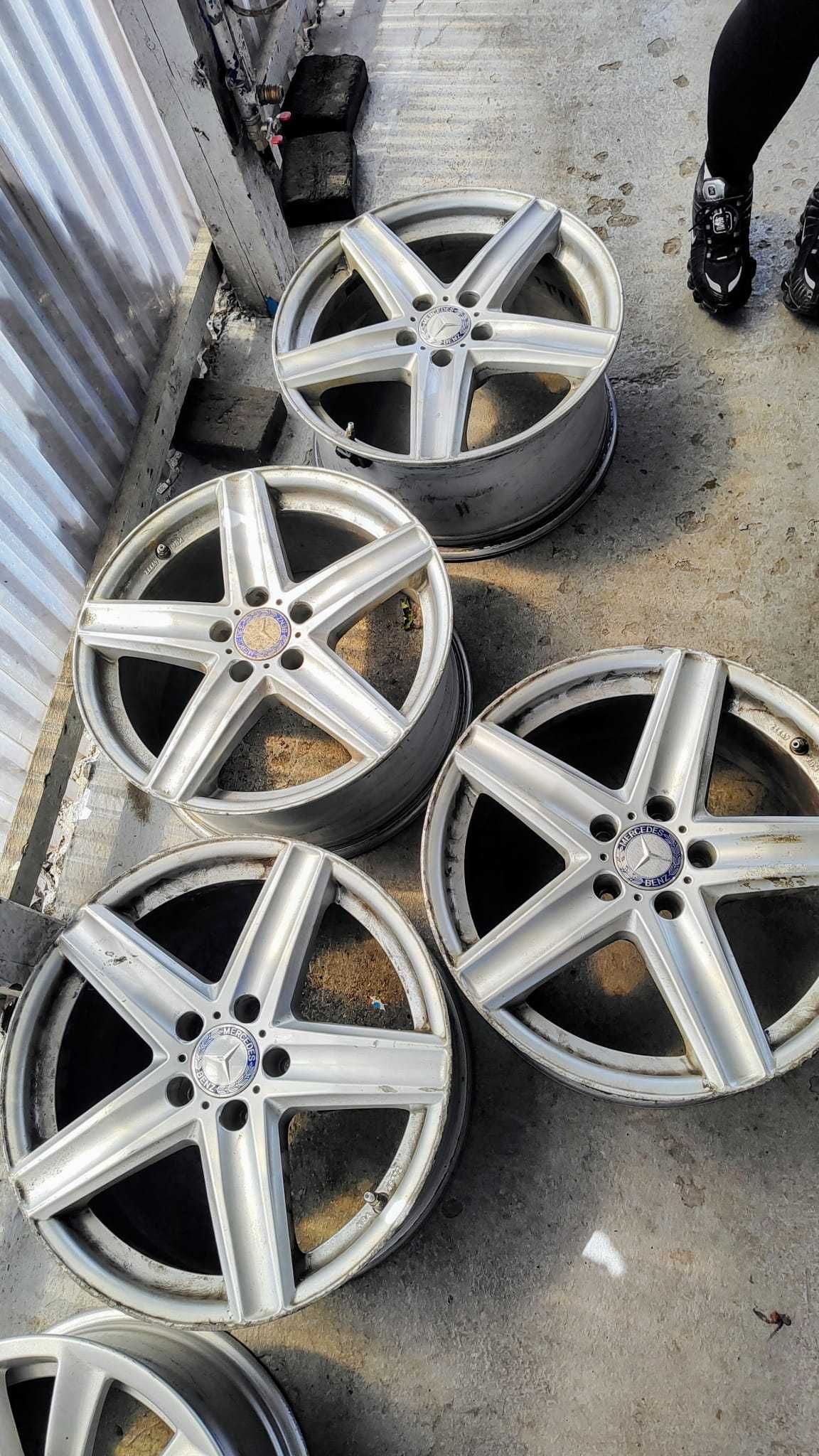 Mercedes KBA 49772 Komplet Felg Aluminiowych 18'' 800 zł za komplet