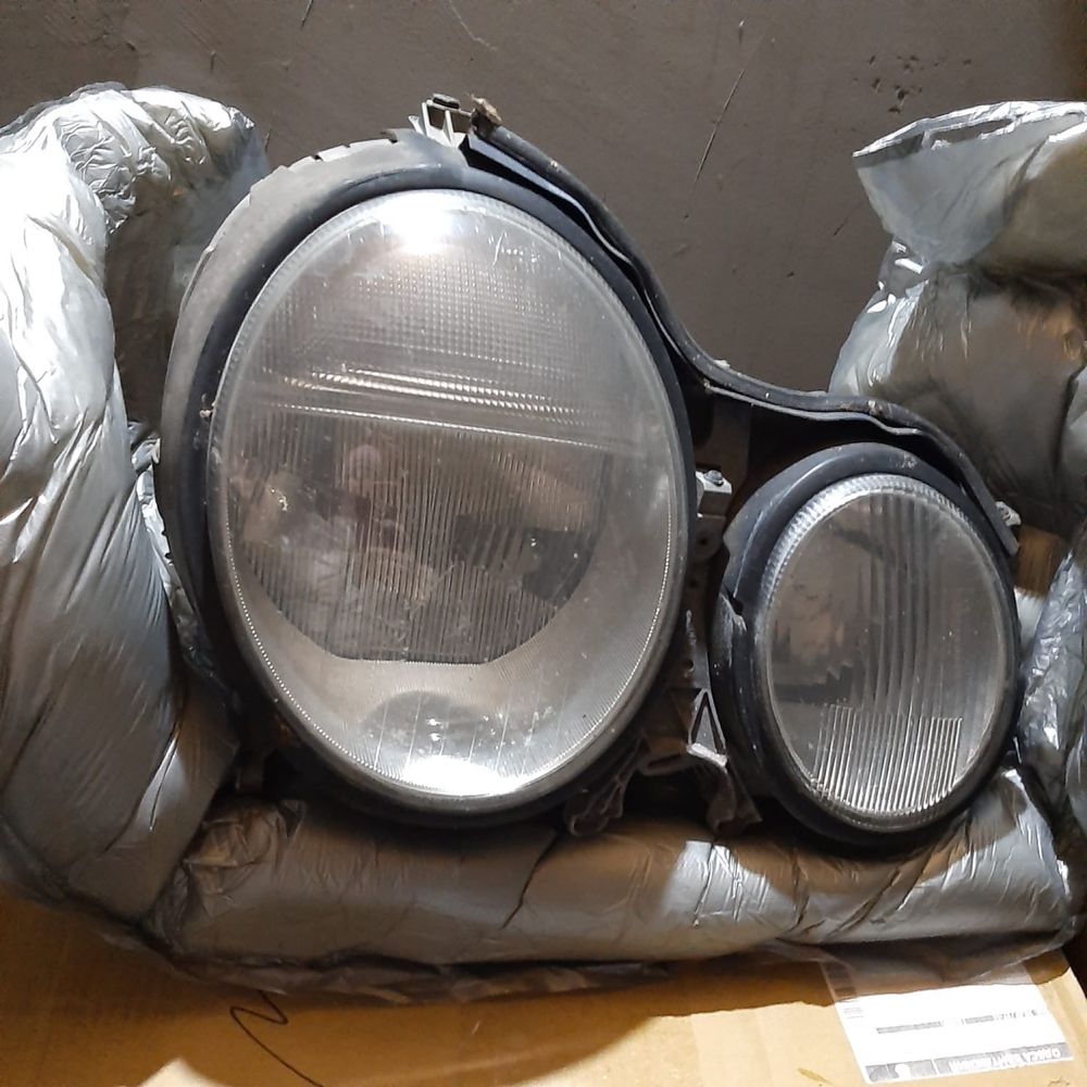 Передні Фари Мерседес w210 Mercedes w210 Передние  Фары лупатый лупарь