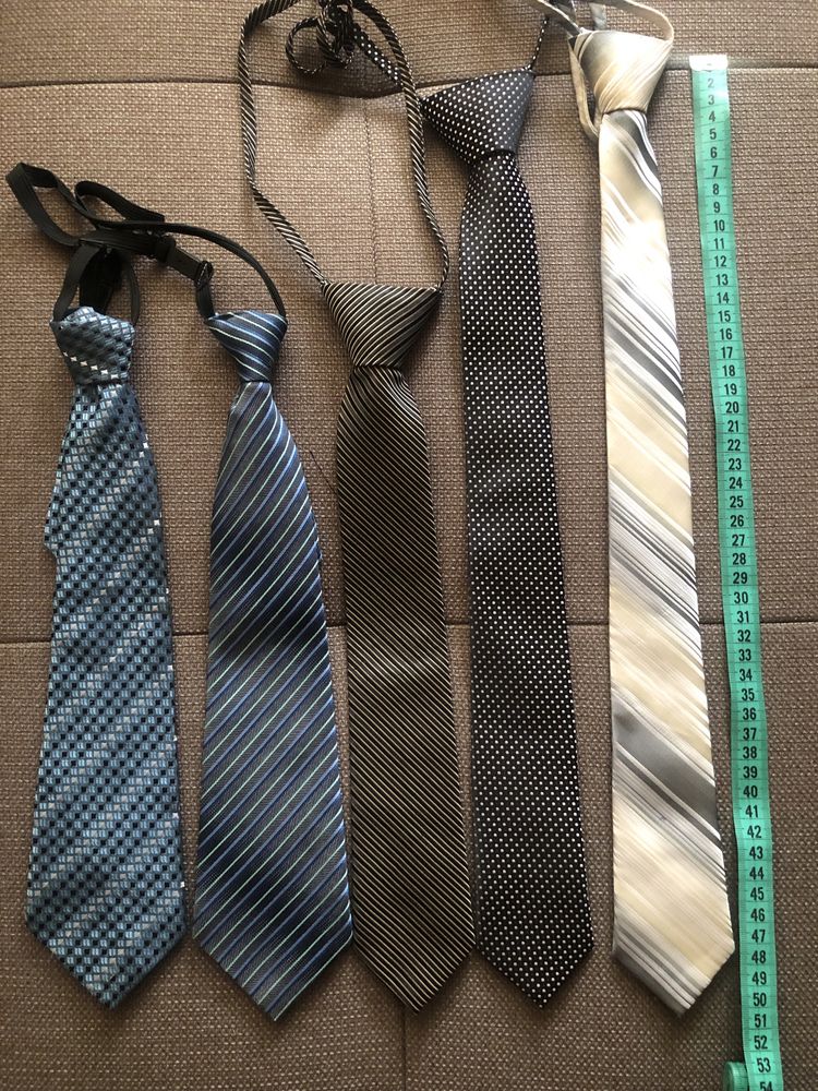 Краватки (галстуки) для школярів