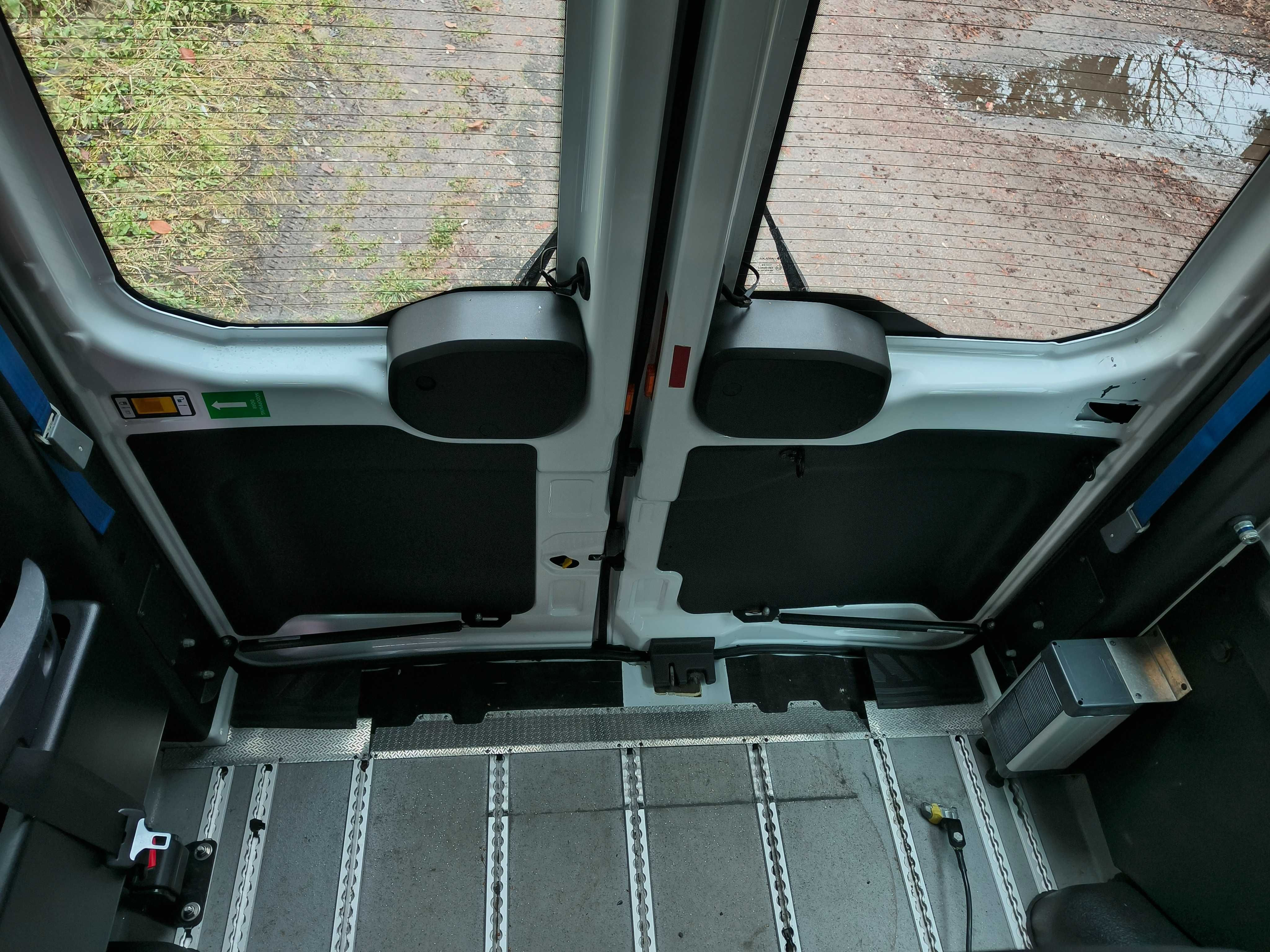 Ford Transit 2014 (Чистий пасажир)