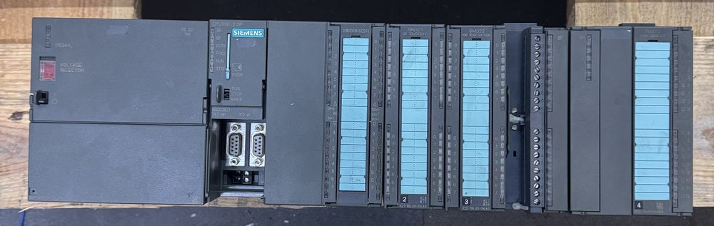 Conjunto Siemens S7-300 – CPU 313C-2 DP + FM352 + PS307 10A + I/O