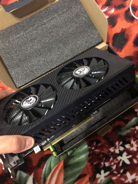 Placa de video Rx 580 8gb nova nunca usada