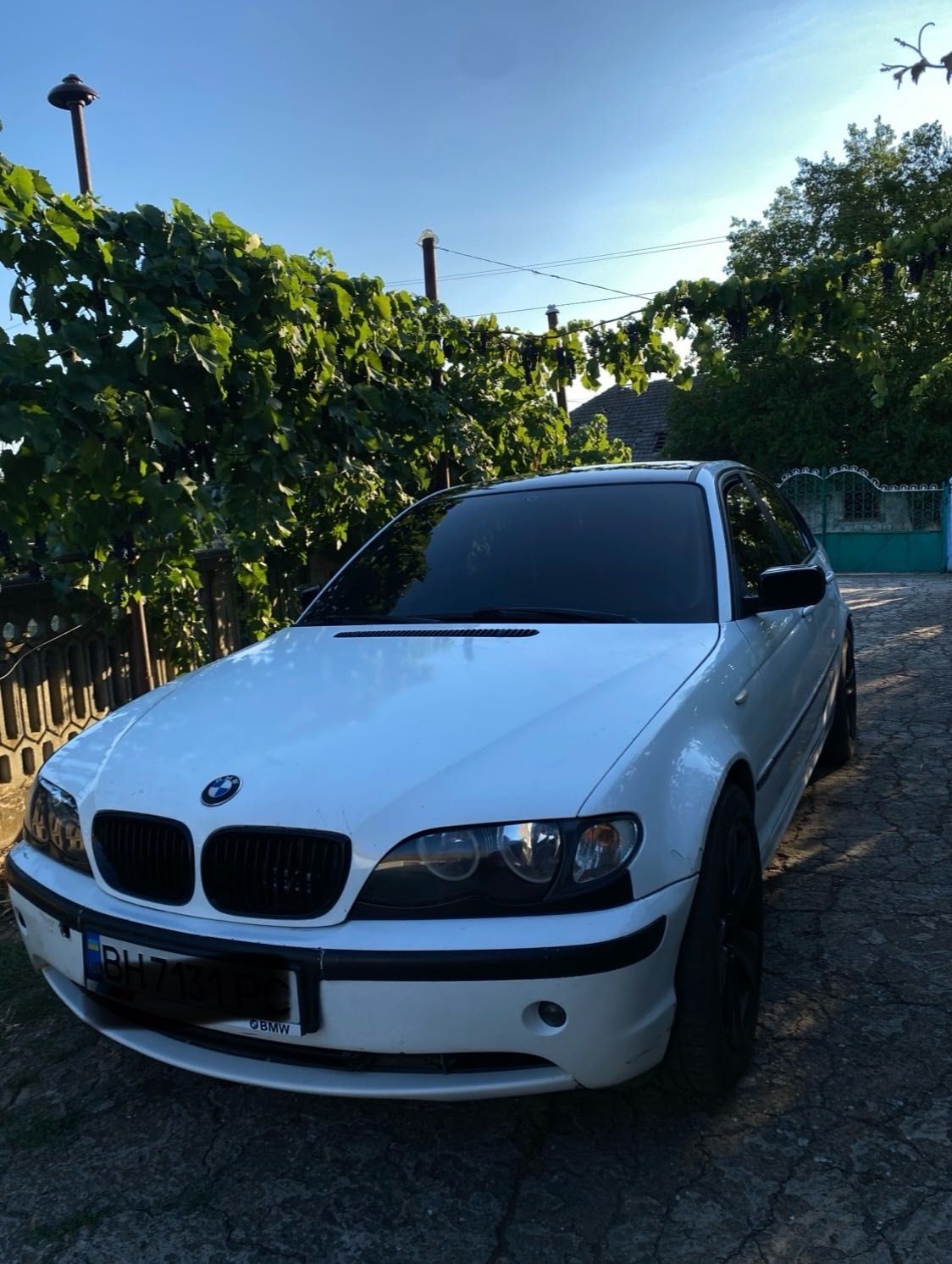 Машина BMW e46 318i