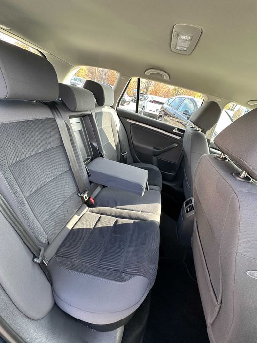 Продам Volkswagen Golf 2008 рік можлива розстрочка,кредит,обмін!