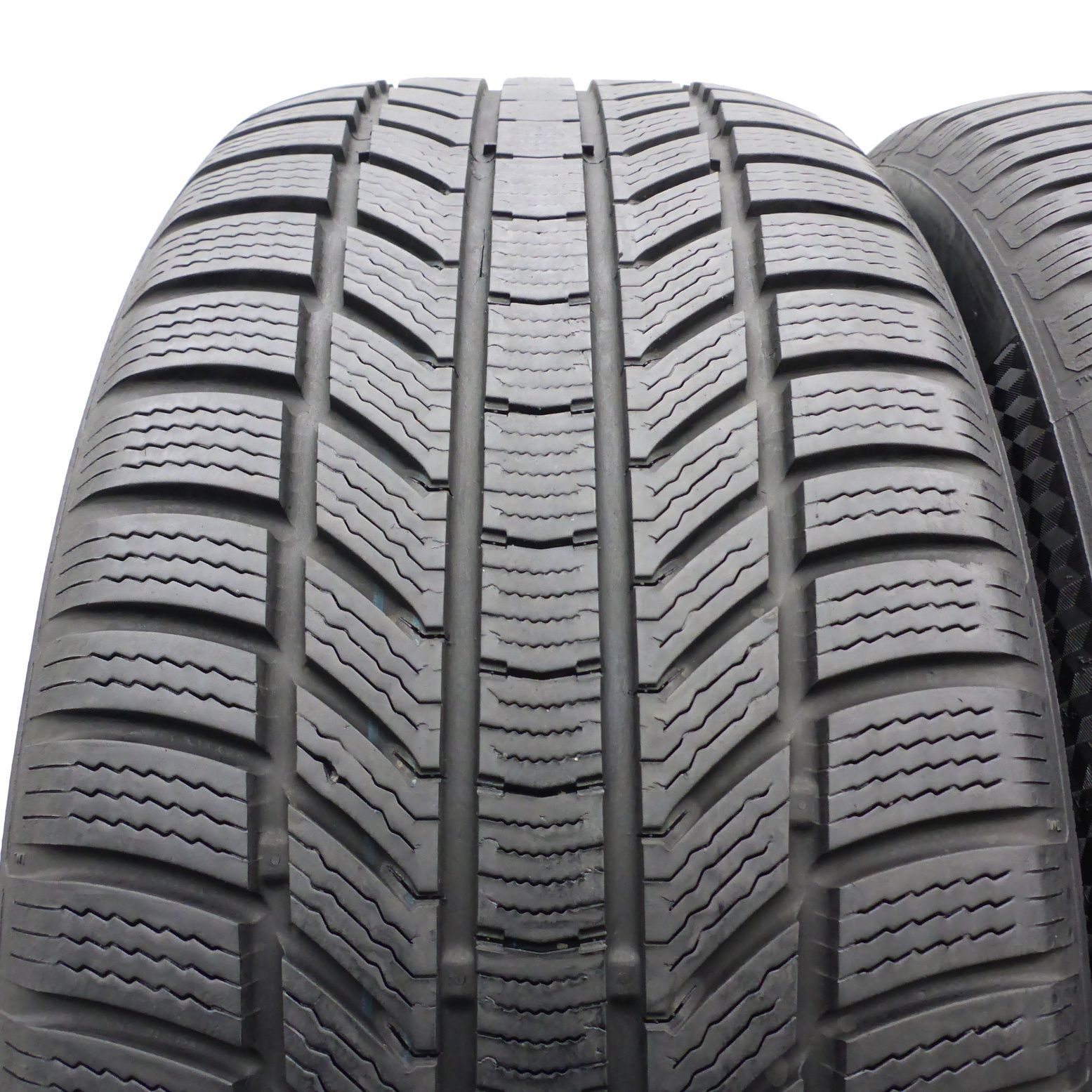 Opony 255/50/19 Continental 255/50R19 107T TS870P zimowe 7,2mm 2022
