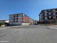 Apartamento totalmente restaurado junto ao Alto da Maia