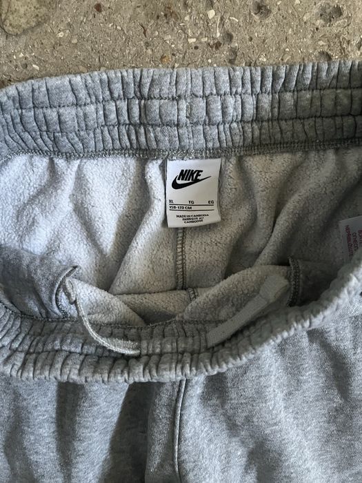 Сірі спортивки nike(найк штани)