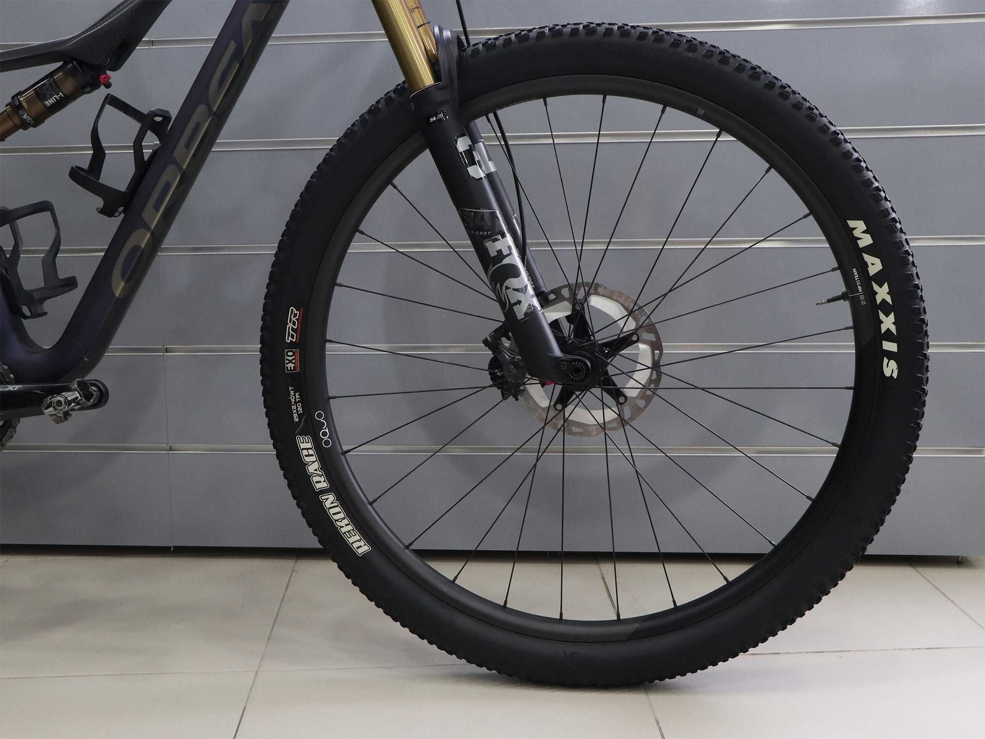 Bicicleta ORBEA Oiz M-Pro (S)