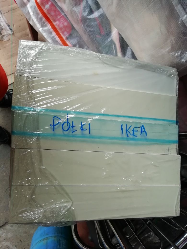 Półki Ikea białe 26x30x5