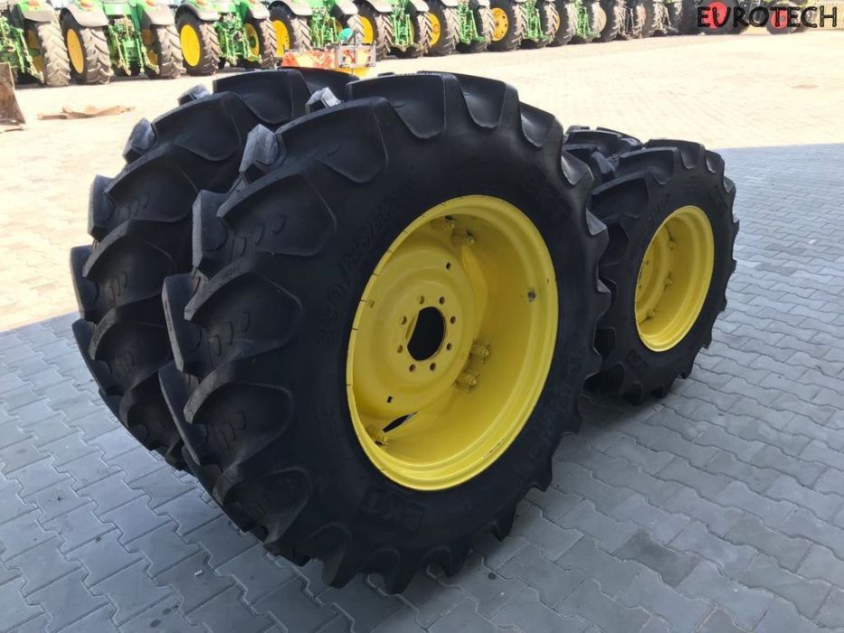 Komplet kóła opony z felgami John Deere BKT 320/85R20 380/85R28 Nowe