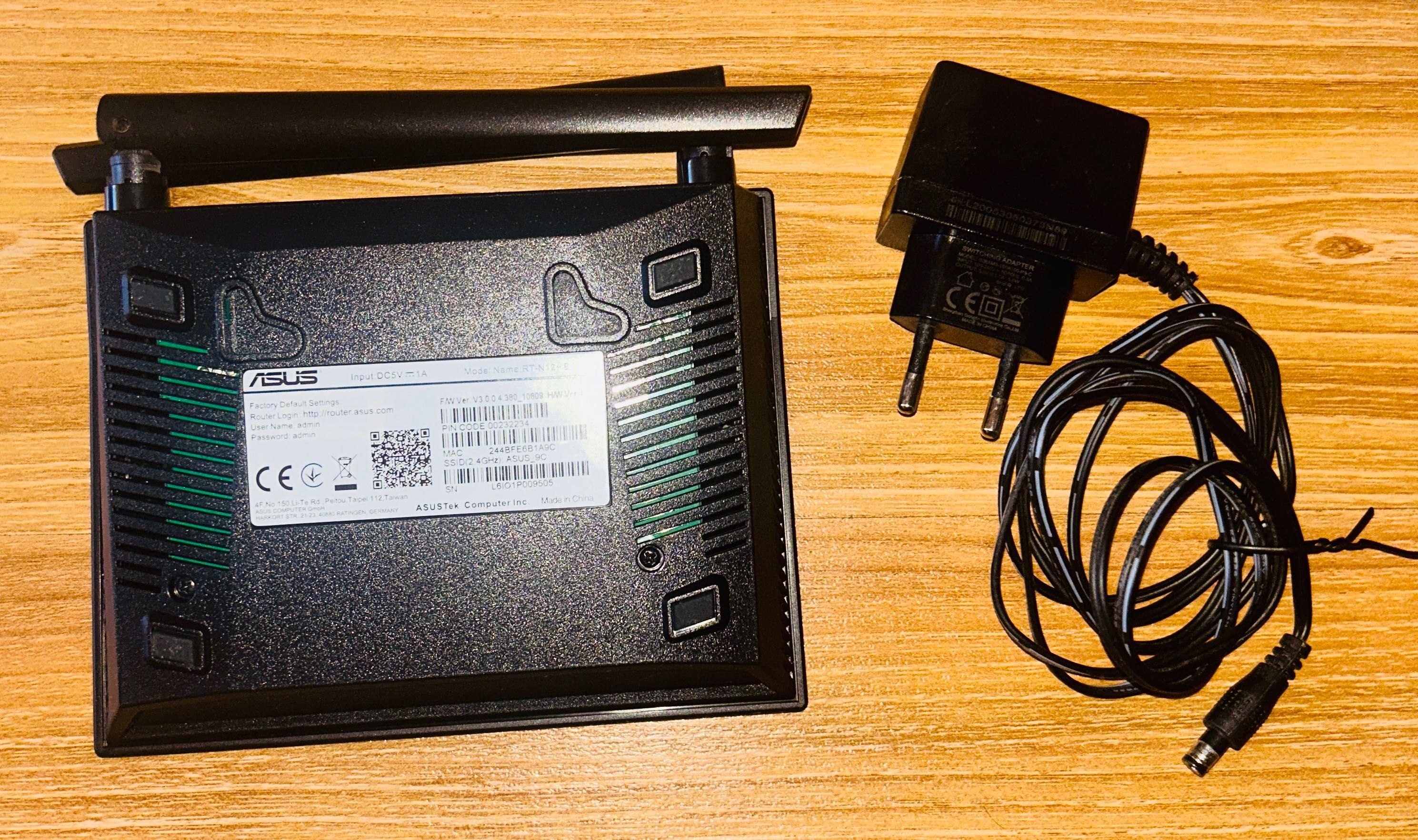 Продам рабочий роутер ASUS RT-N12+B1