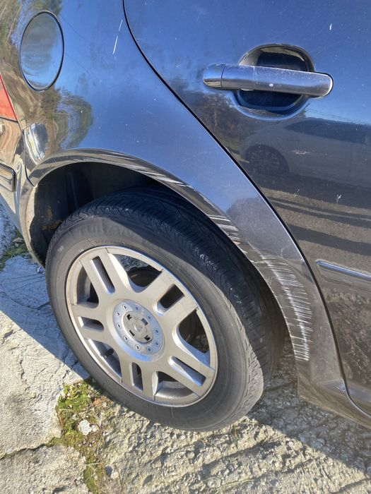 Golf IV 1.4 gasolina