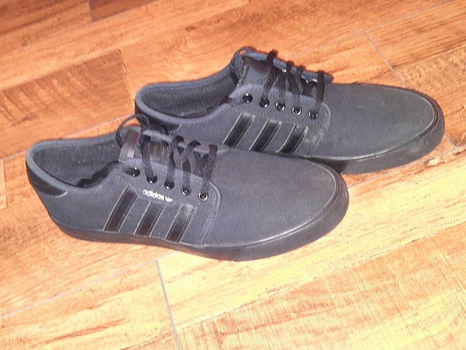 Оригинальный кроссовки Adidas новые