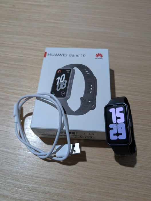 Фітнес трекер Huawei band 10 смарт годинник