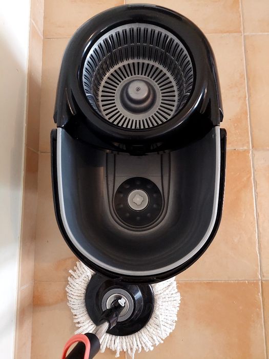 Balde e esfregona rotativo