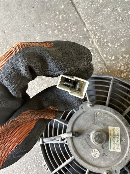 Вентилятор радіатора охолодження дифузор Opel Frontera A VA07-AP1-31S