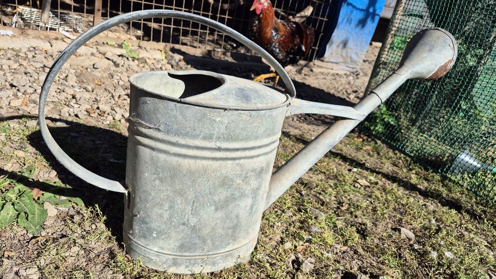 Konewka stara ocynkowana PRL