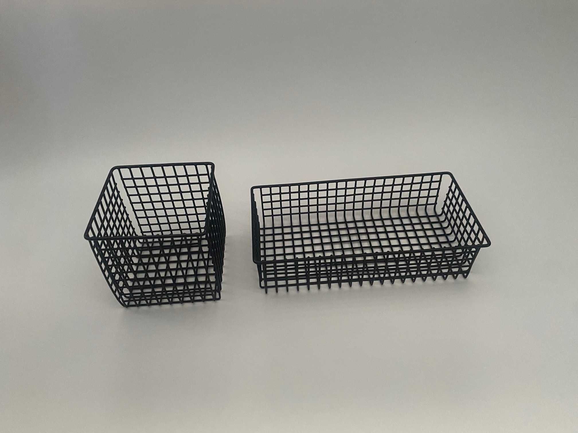 zestaw czarnych metalowych koszyków Ikea organizer na kosmetyki