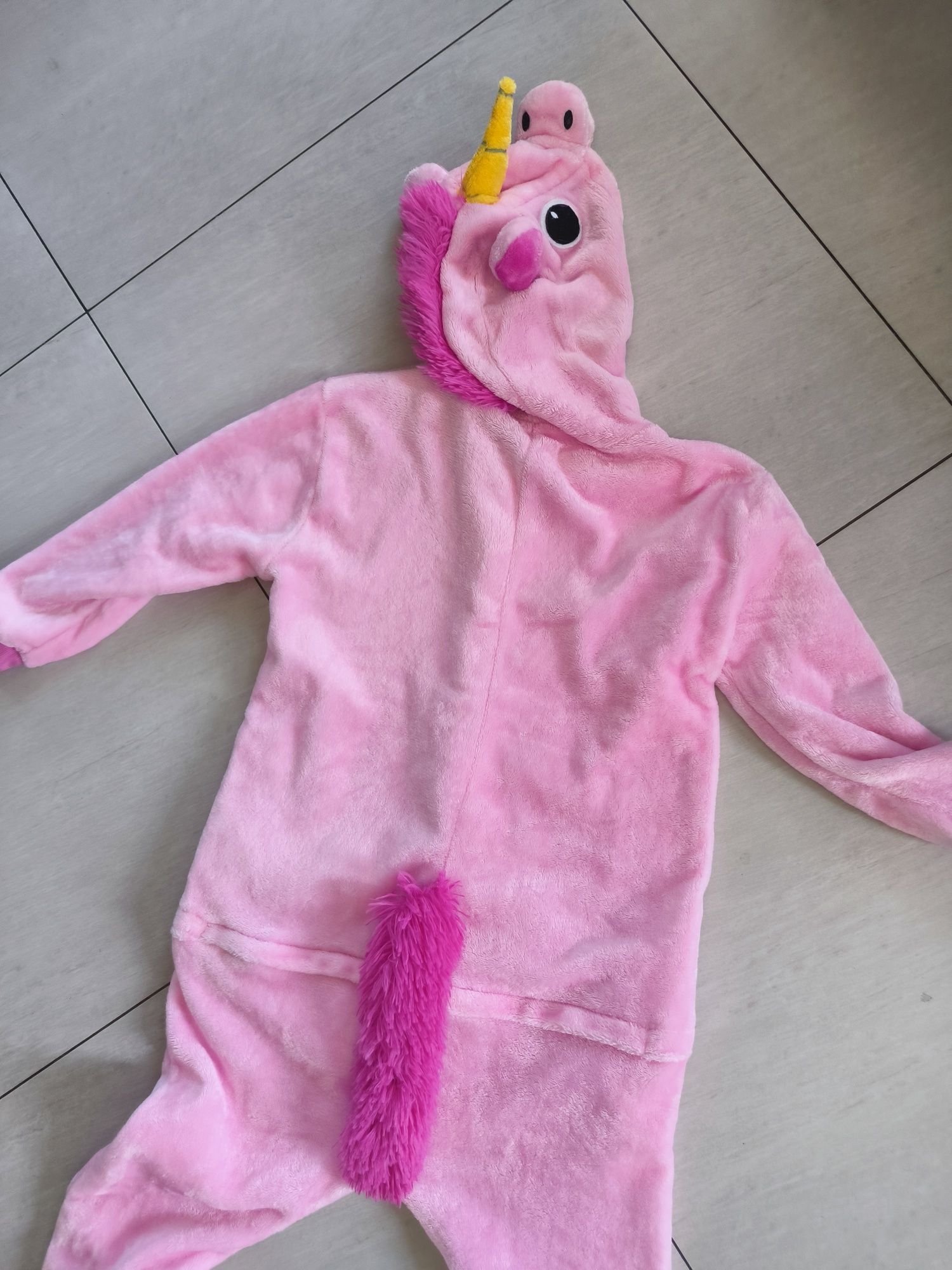 Kigurumi/piżama dziewczęca/kostium unicorm/jednorożec rozm. ok. 122/12