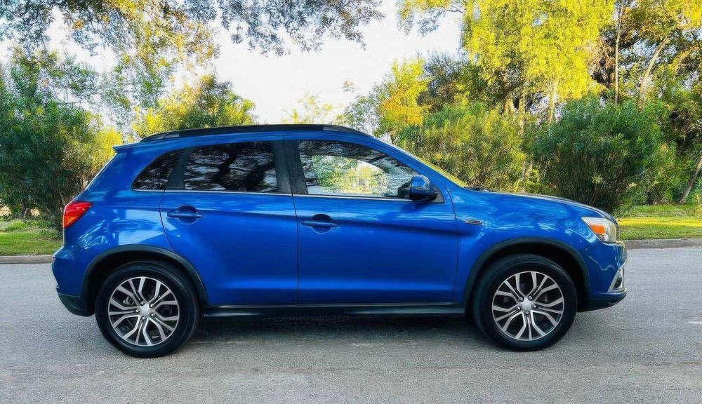 Mitsubishi Outlander      2018