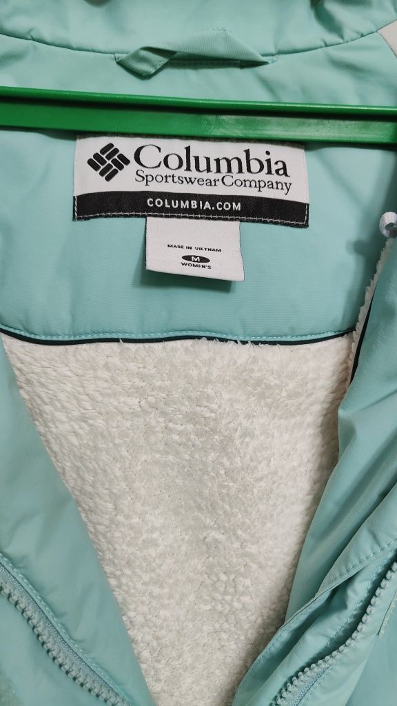 Куртка Columbia, жіноча, спортивна розмір М