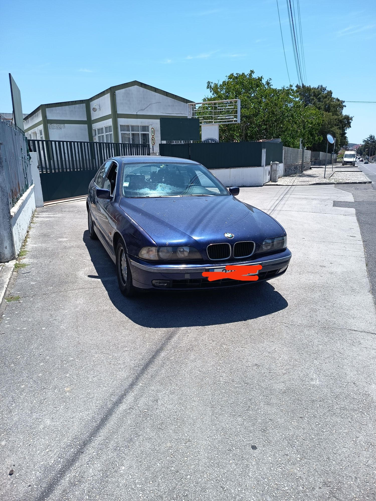 Vendo ou troco Bmw e39 525tds