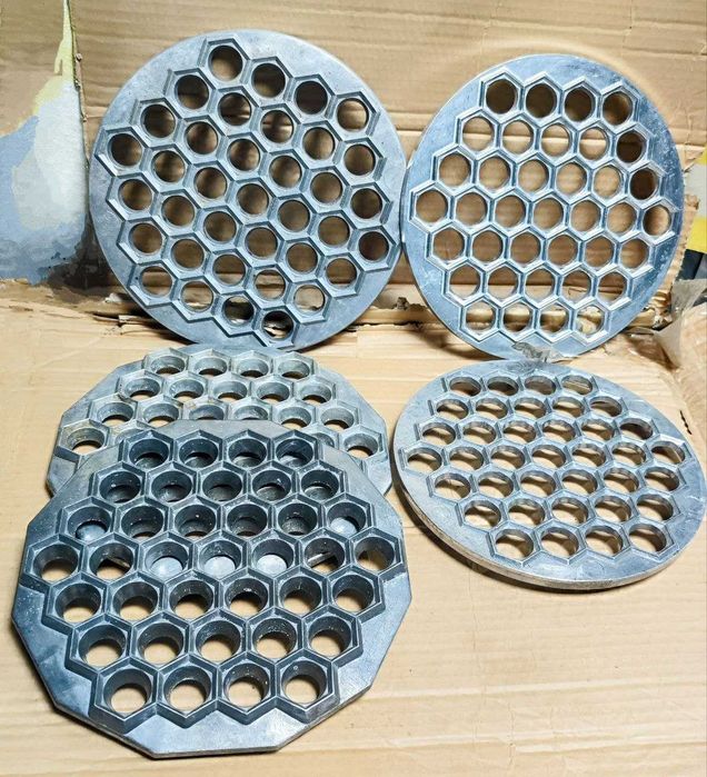 Пельменниця форма для пельменів важка радянська