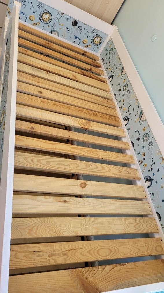Łóżko ikea kura kosmos planety