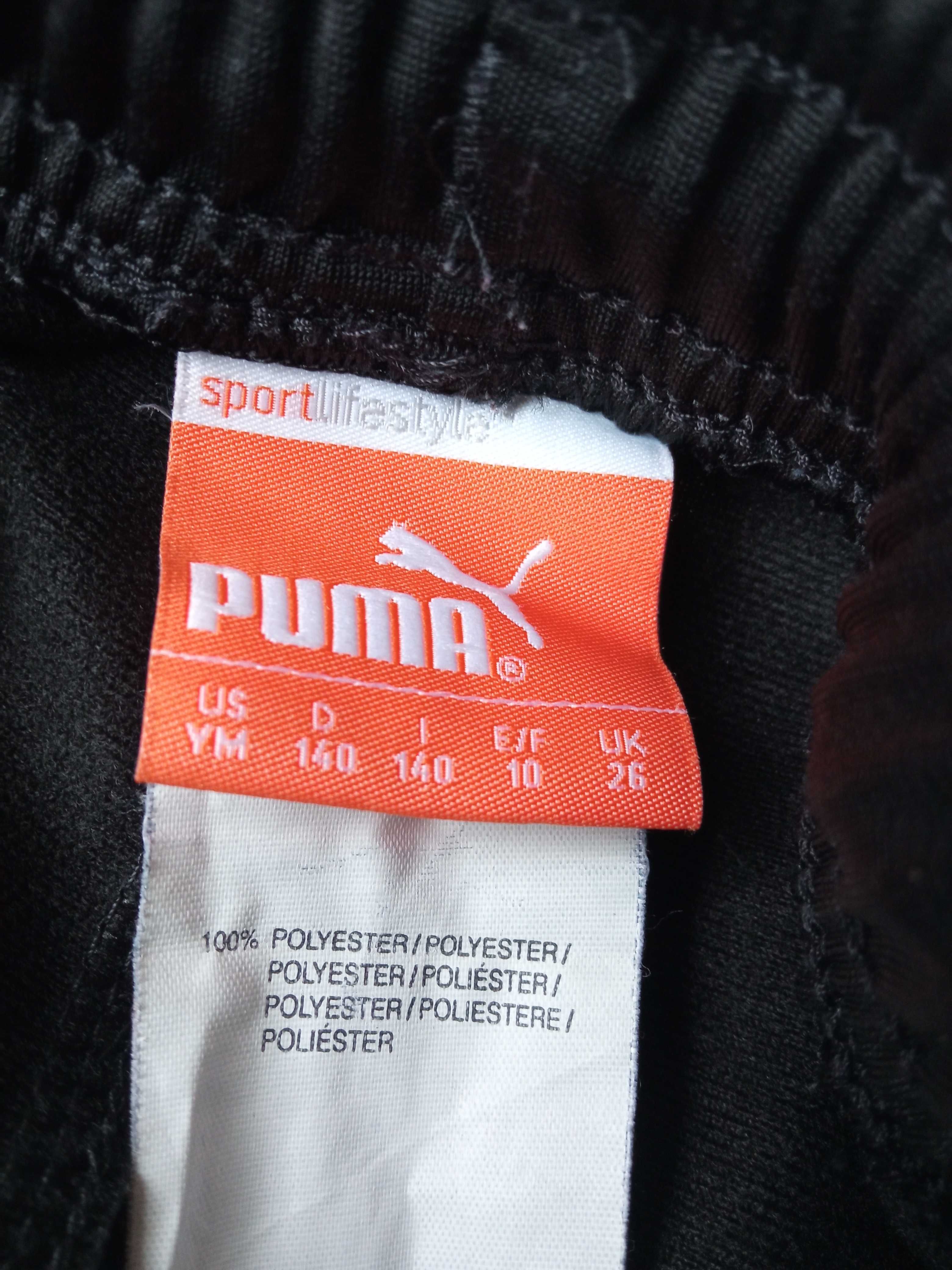 Puma  czarne spodnie sportowe r 140