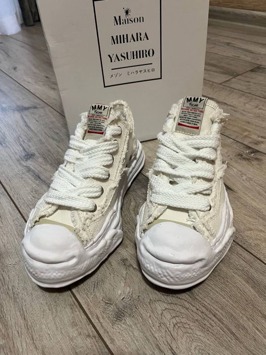 MMY Maison Mihara Yasuhiro white distressed