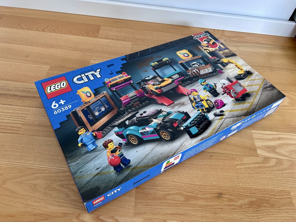 LEGO 60389 City - Warsztat tuningowania samochodów