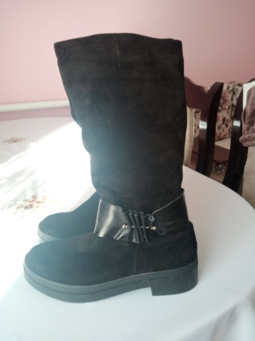 Чоботи натуральна замша , 40 р