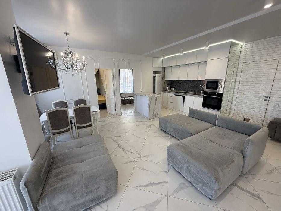 Продам 3 кімн. кв-ру з  ремонтом ЖК Одеський, вул, Качанівська 22