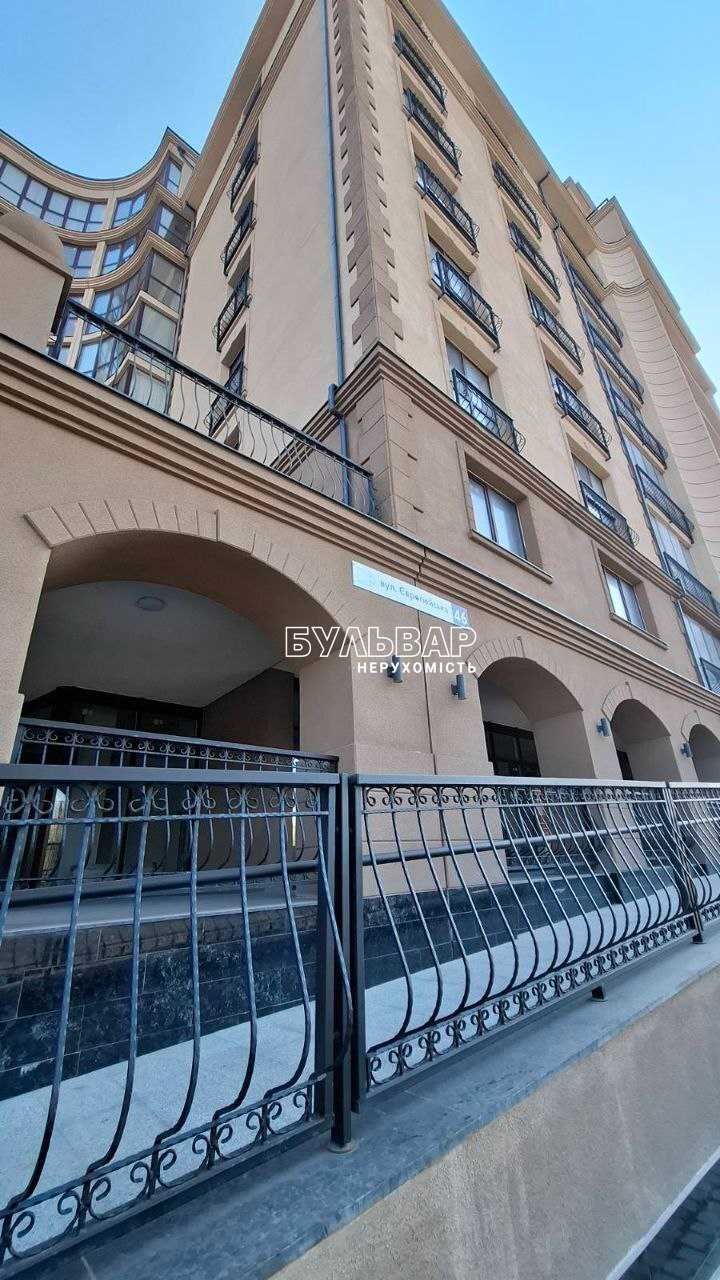 Продам 3 к.кв - 95 м2, Центр, Новострой, ЖК Резиденция
