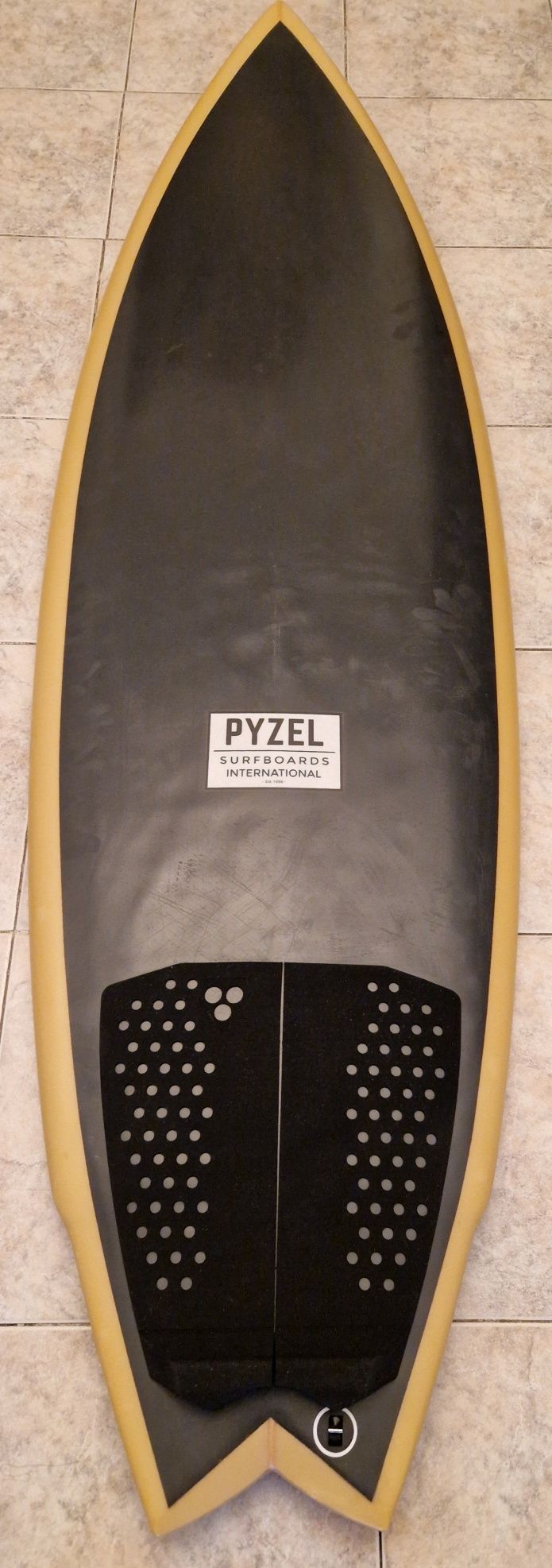 Prancha Pyzel Happy twin