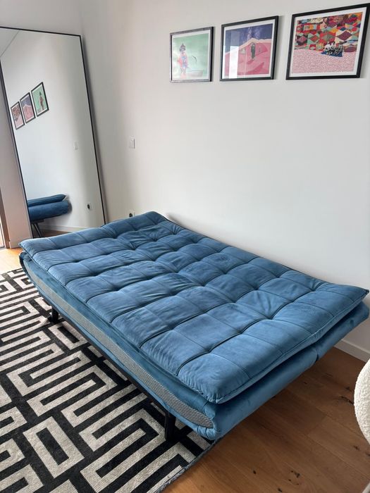 sofá-cama azul de 3 lugares