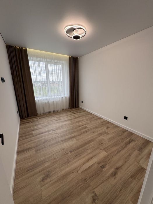 Продам 2 кімнатну квартиру вул. Боголюбова ЖК  Dream city