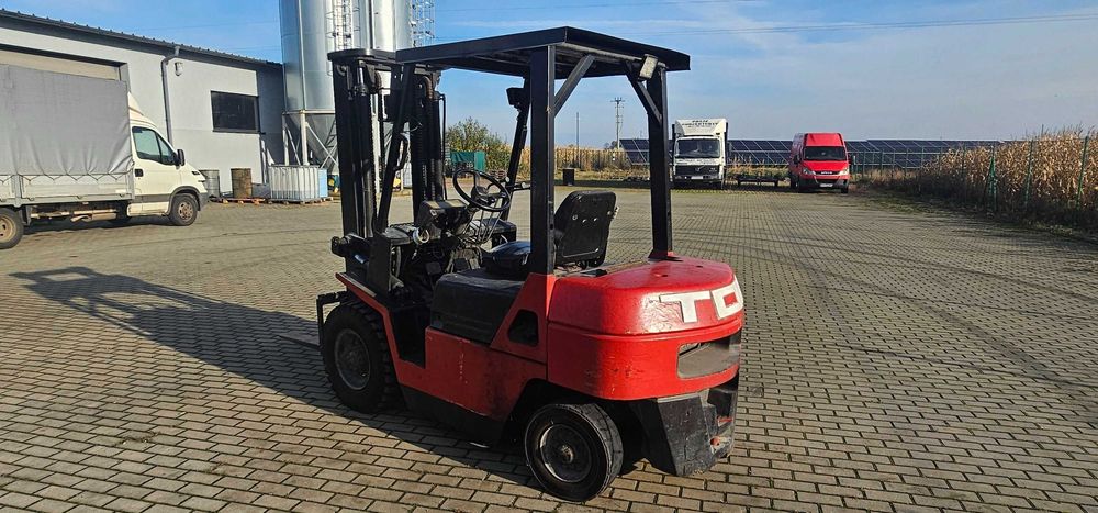 Wózek widłowy TCM 2500 95r