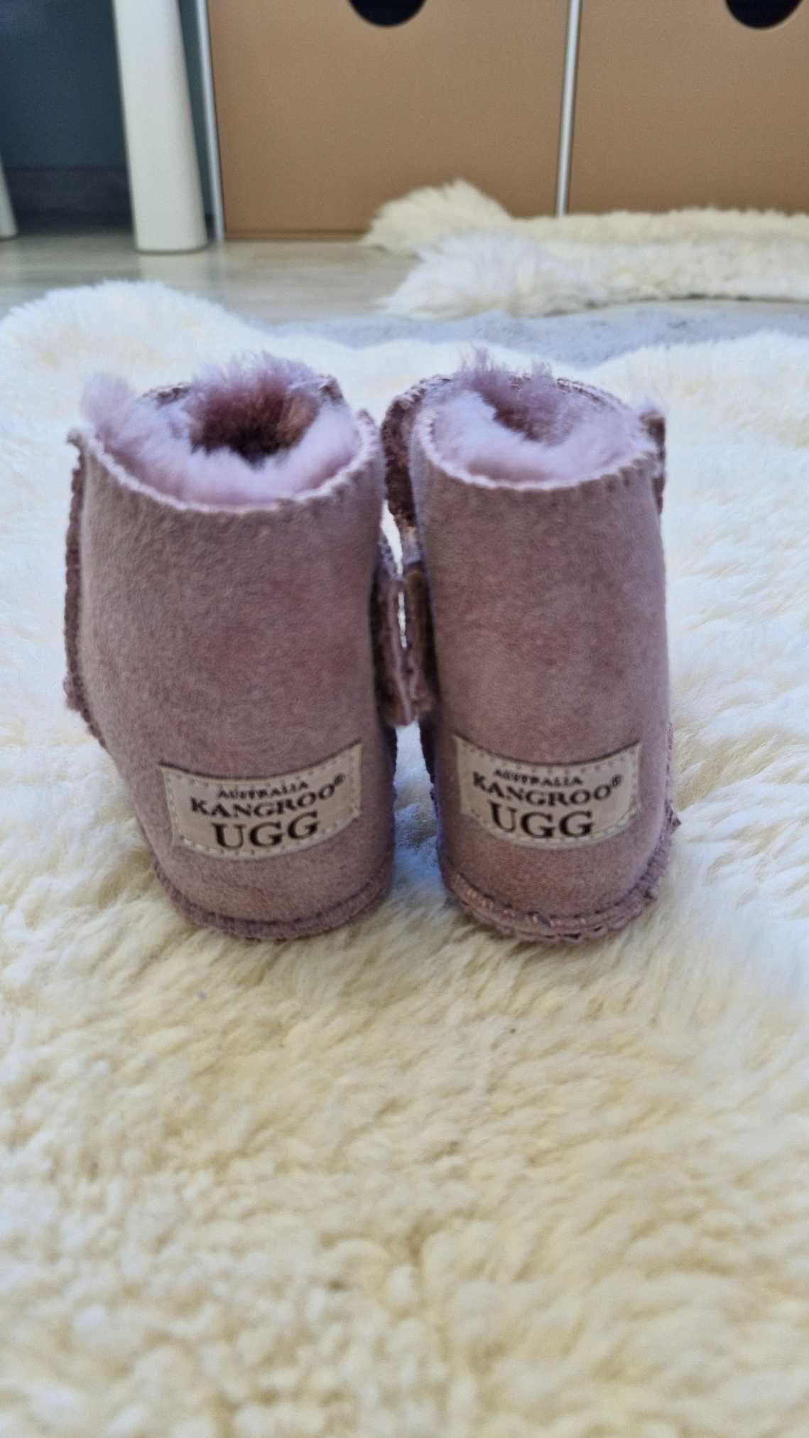 Нові UGG baby УГІ дитячі пінетки Australian Kangarooі 12-18 міся