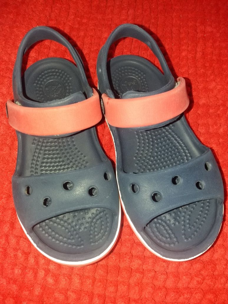 Сандалі/босоніжки Crocs р.25