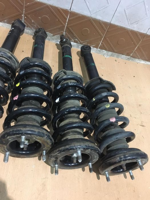 Амортизатор Пружина Стойка Mitsubishi Pajero Wagon III IV Паджеро 3 4